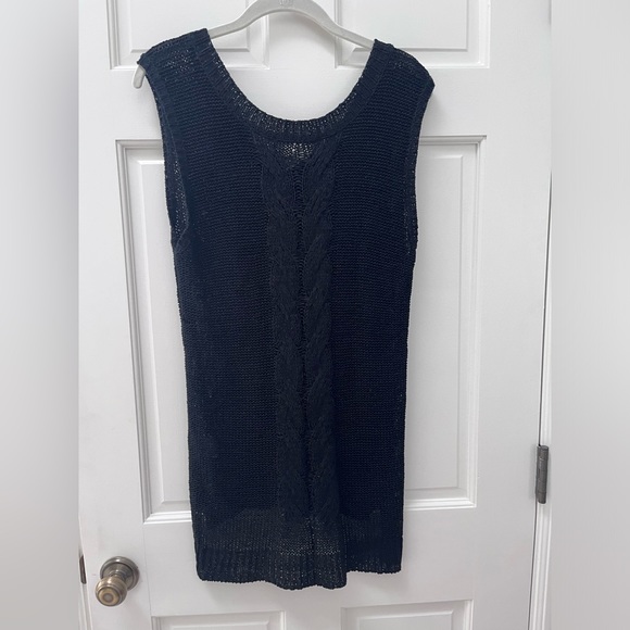 Knit sleeveless tank sweater size Large by Cyrus - Picture 1 of 5